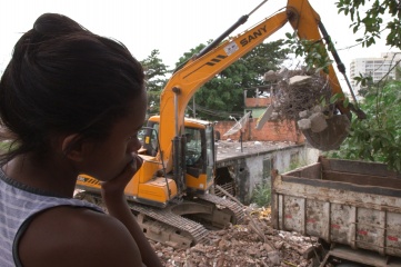 The documentary The Fighter tells the story of Naomy, 14 years old, from Rio in Brazil, and how the construction of the Mega Sporting Event infrastructures can impact on communities in particular its most vulnerable members such as children (Photo Credit: Fireworx media)