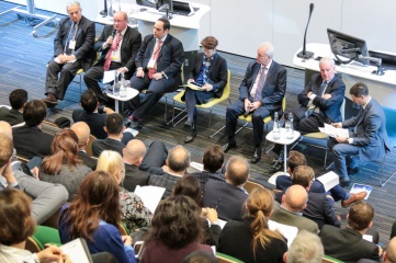 Speakers at Host City 2016 included: (L-R) Francesco Ricci Bitti, President of ASOIF; Paul Bush OBE, Director of Events at VisitScotland; Dimitri Kerkentzes, deputy Secretary General at BIE (World Expos);  Sarah Lewis, Secretary General, FIS and AIOWF; Simon Clegg CBE, COO of World Expo 2020 Dubai; and Sir Craig Reedie CBE, IOC member and President, WADA. Moderator: Robert Datnow, The Sports Consultancy