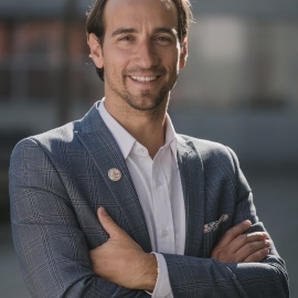 speaker image
