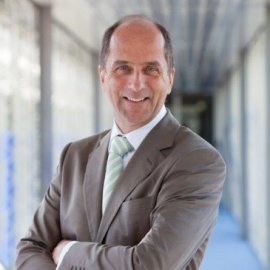 speaker image
